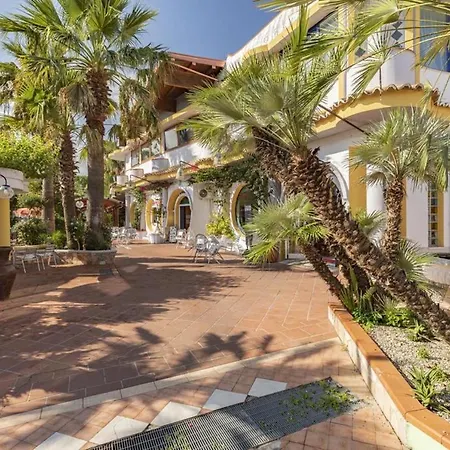 In Guest - Sayonara Club Village - Double In Total Relaxation Penzion